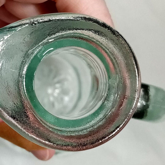 Vintage Daisy Green clear Glass Decanter pitcher cork stopper. - Picture 3 of 13